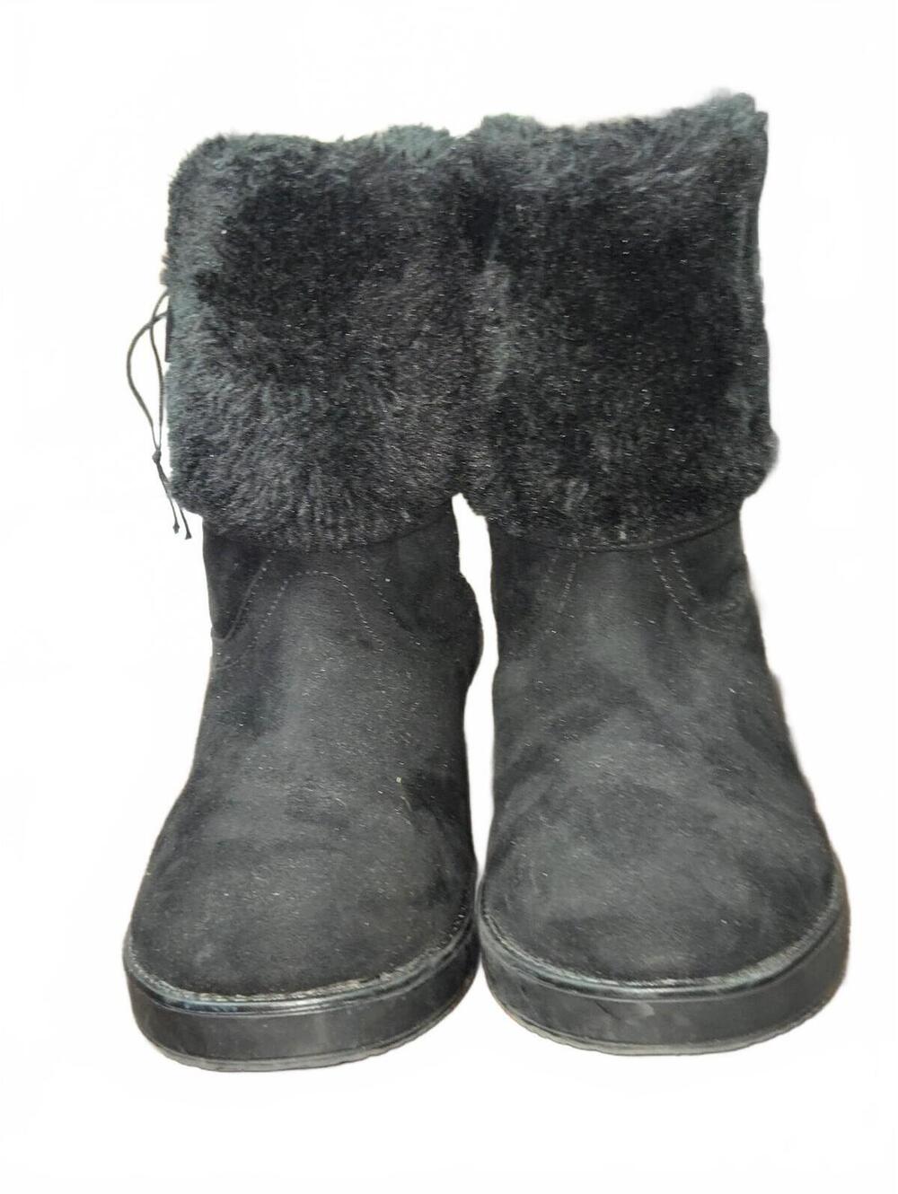 Guess Black Suede and Faux Fur Winter Boots with Gold G Logo